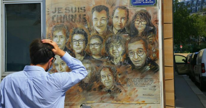 Sospeso il processo sulla strage di Charlie Hebdo: il principale accusato positivo al Covid