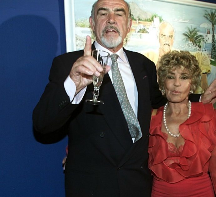 Sean Connery morto, parla la moglie: “Soffriva di demenza. È morto in pace, non poteva andare avanti per sempre”
