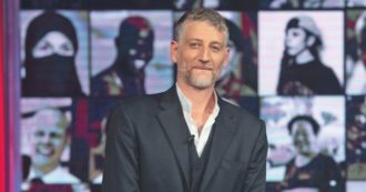 Copertina di Il fascioleghista Giuli: collezionista di flop su Rai2, ma intoccabile per Meloni e Salvini