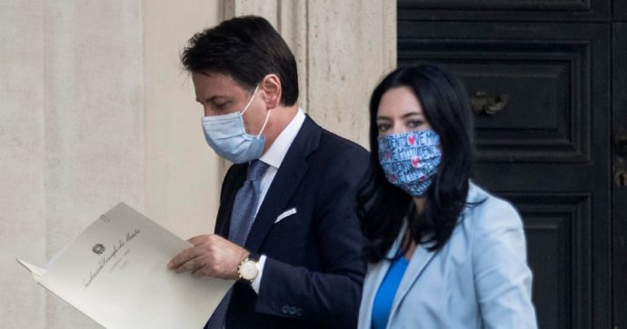 Scuola in semi-lockdown: resta aperta fino alla seconda media