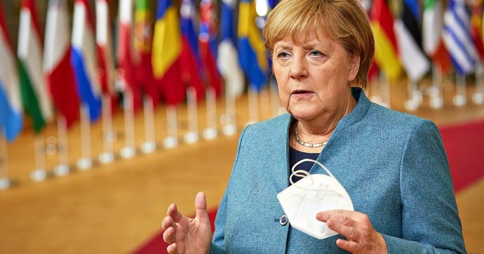 Germania, Merkel difende il semi-lockdown: “Fascia a rischio per Covid comprende 30/50% società”. Pioggia di ricorsi dei ristoratori