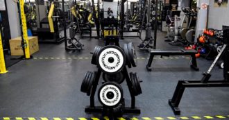 Copertina di Giungla rimborsi. Voucher per teatri e piscine, soldi per  voli cancellati