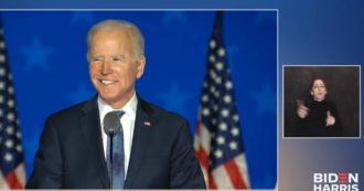Copertina di Elezioni Usa 2020, Biden agli elettori: “Siamo sulla strada della vittoria, non spetta a me o Trump dirlo ma sono ottimista. Abbiate fede”