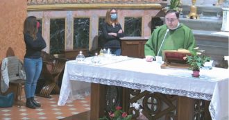 Copertina di “L’aborto è peggio della pedofilia”: l’omelia del prete di Macerata difeso dal suo vescovo
