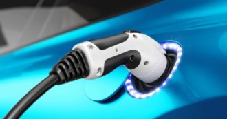 Copertina di In Germania si discute se abolire gli incentivi alle ibride plug-in e tagliare quelli alle elettriche