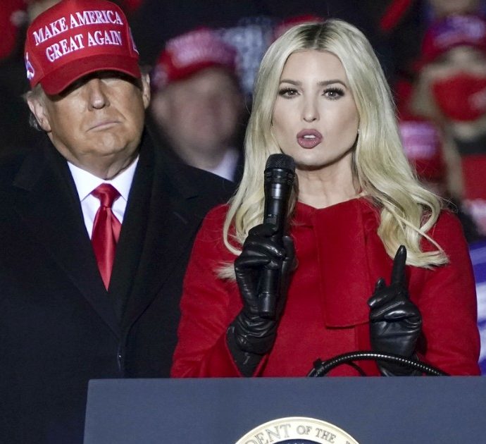Trump su tutte le furie con la figlia Ivanka: lei vuole partecipare all’insediamento di Biden