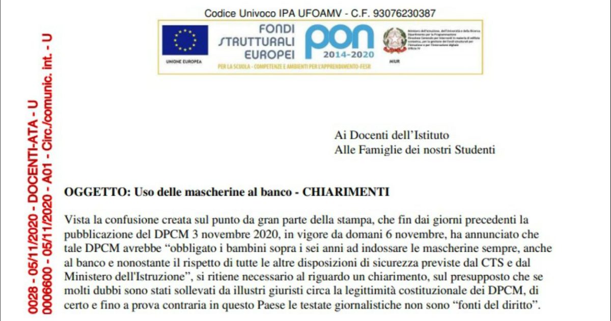 “Mascherina al banco non obbligatoria”. A Ferrara  preside fuorilegge sostiene che il Dpcm non la imponga. Poi la retromarcia