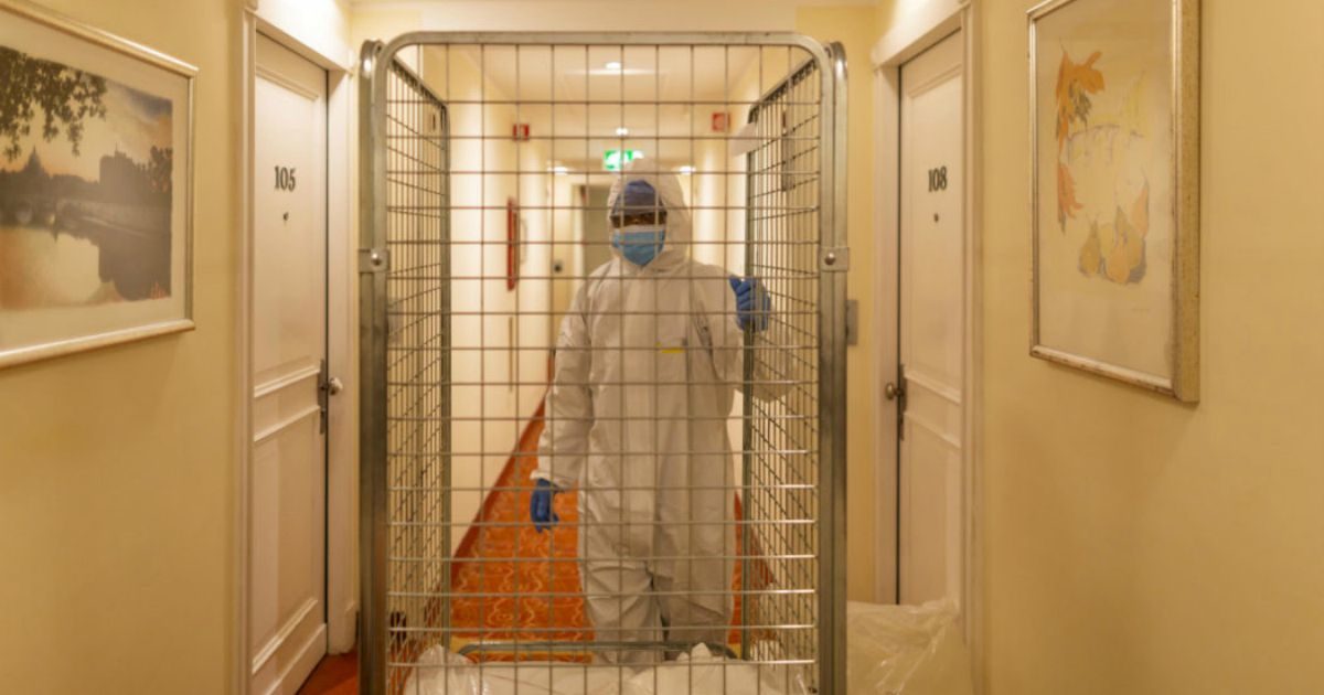 Covid hotel, l’altro fallimento dell’emergenza: bandi in ritardo, così asintomatici e dimessi restano in casa rischiando di infettare i parenti – La mappa regione per regione