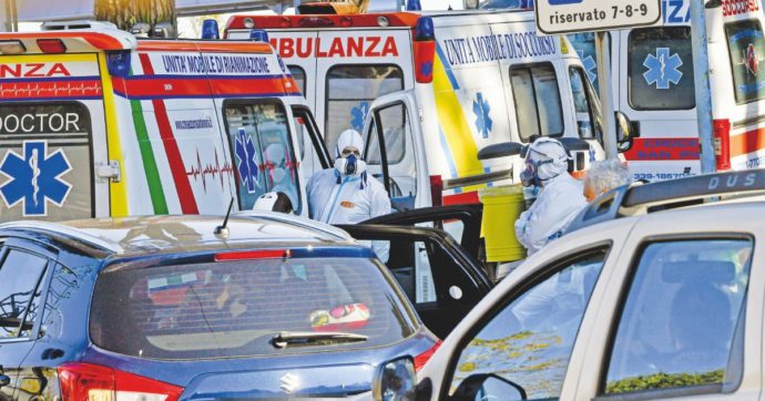 In Edicola sul Fatto Quotidiano del 9 Novembre: Liguria, Toscana, Umbria e Campania ad alto rischio
