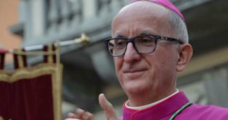 Copertina di “Rinunciamo alla messa per due settimane”: il vescovo di Pinerolo sospende le celebrazioni della domenica fino al 22 novembre