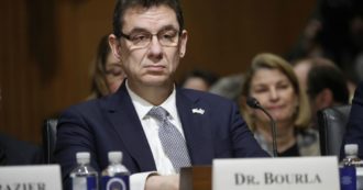 Pfizer, festa per i vertici. Annunciano il vaccino, vendono le loro azioni e incassano quasi 8 milioni di dollari