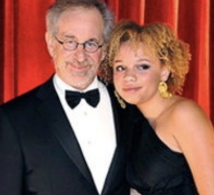 Mikaela Spielberg, figlia di Steven: “Mi piace fare l’attrice porno, dà un nuovo senso alla mia vita”
