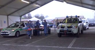 Covid, attivo a Milano drive through per tamponi rapidi: è il più grande d’Italia. Il video