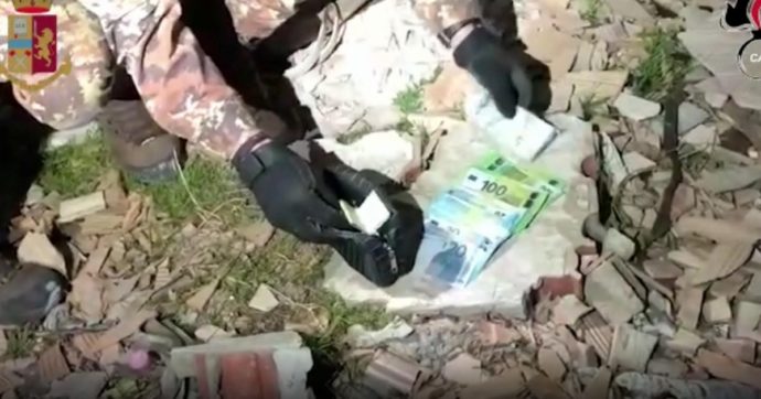 Mafia, colpo alla Società foggiana: 40 arresti De Raho: “Ora è il primo nemico dello Stato”