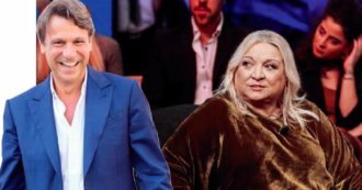 Copertina di Porro apre il circo: Mary Jo Maglie e la salma di Sgarbi