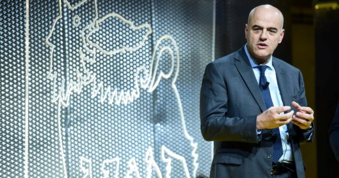 Eni, nuovo avviso di garanzia per Descalzi. Ora si aprirà il telefonino del suo coindagato