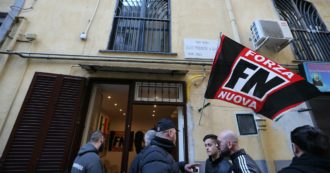 Copertina di “Forza Nuova ha inneggiato alla disobbedienza alle norme per contenere il Covid”: l’accusa della procura di Napoli all’estrema destra