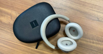 Copertina di Huawei FreeBuds Studio, recensione: cuffie circumaurali wireless con cancellazione attiva del rumore