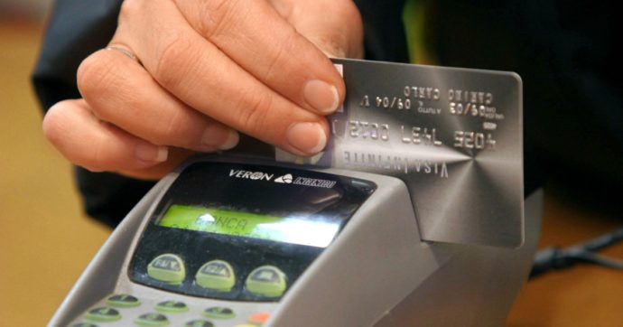Uso indebito delle carte di credito: la norma a cui i piccoli imprenditori devono fare attenzione