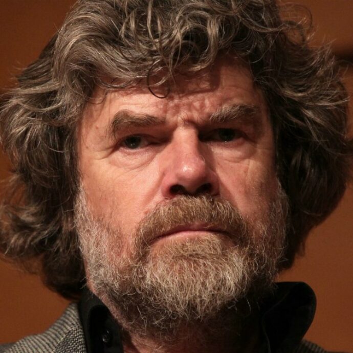 Andrea Papi, le parole di Reinhold Messner: “Gli orsi hanno popolato i boschi in modo esagerato. Occorre dimezzarli”