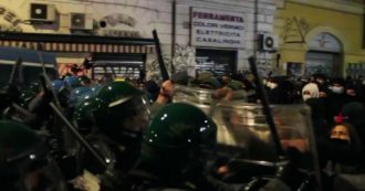 Copertina di Roma, scontri a San Lorenzo tra polizia e manifestanti durante il corteo di protesta per lo sgombero del cinema Palazzo