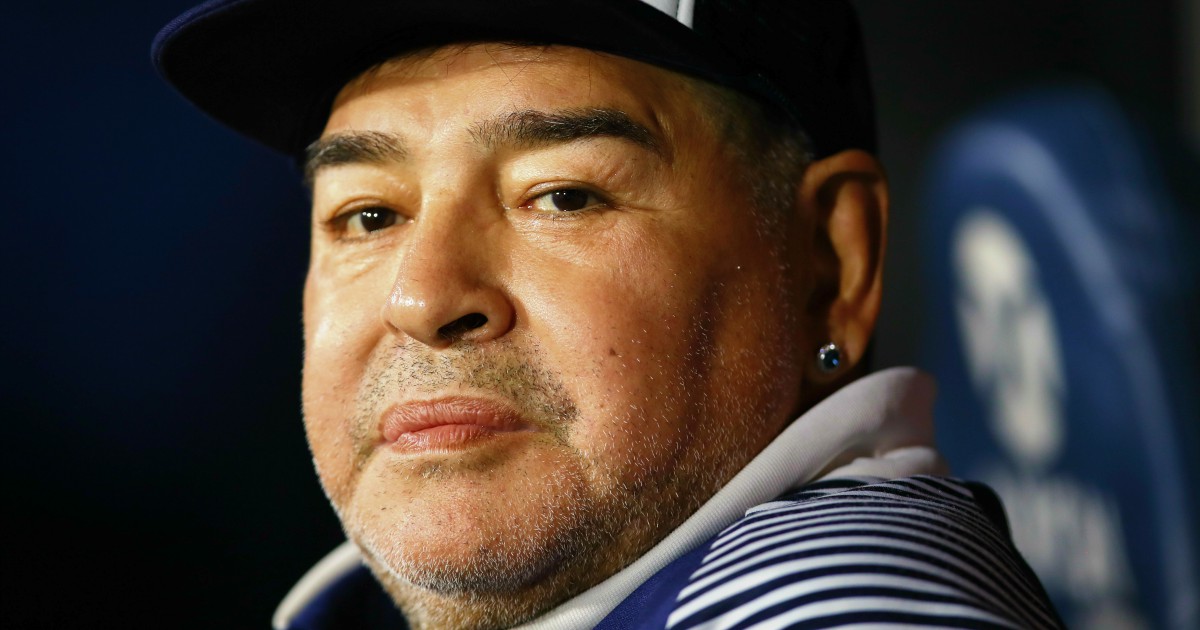 Maradona, “medico personale indagato per omicidio colposo”.  Ispezione della sua casa e del suo ufficio