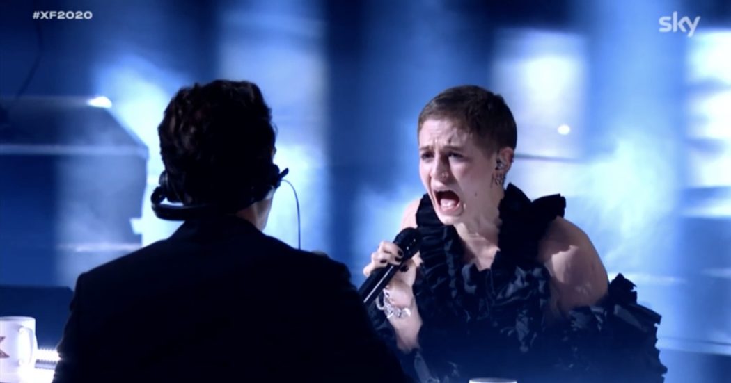 X Factor 2020, nel quinto live eliminazione a sorpresa per i Melancholia. Il loro brano originale “Alone” sul palco dell’Hot Factor