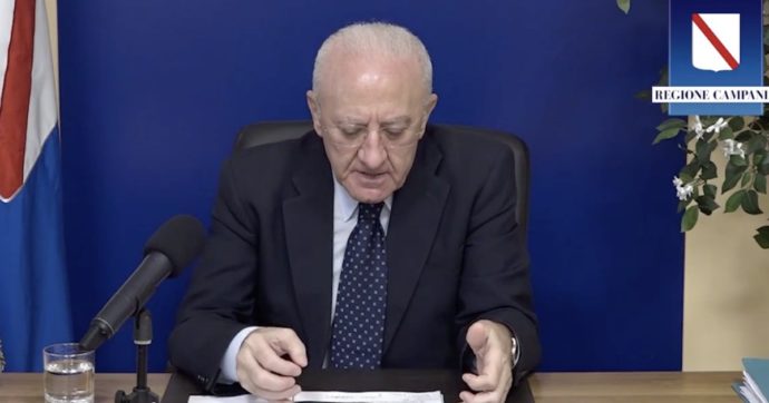 Vincenzo De Luca: “Quel conduttore esaltato a Napoli l’avremmo ricoverato per coma etilico al Cardarelli” Vincenzo De Luca: “Quel conduttore esaltato a Napoli l’avremmo ricoverato per coma etilico al Cardarelli”