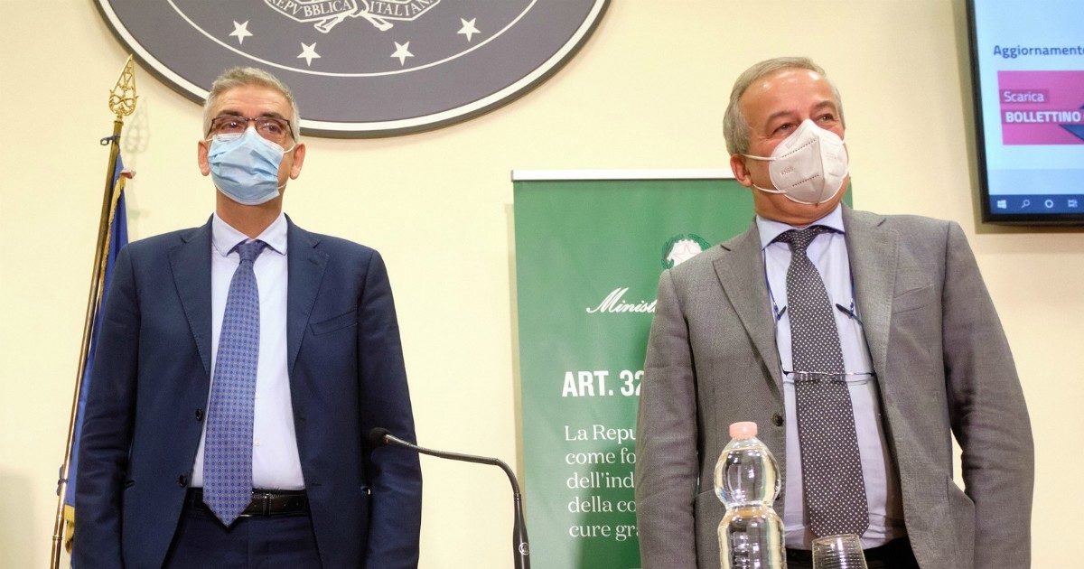 Brusaferro (Iss): “Natale va vissuto in dimensione Covid. Impossibile immaginare spostamenti di massa, attendere le prossime settimane”