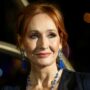 Copertina di Amnesty Uk mette il centro per le donne di J.K Rowling nella lista nera “anti-diritti”. Poi si scusa: “Un errore pubblicare il documento”