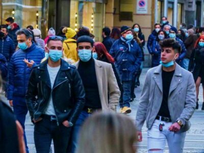 Copertina di Covid, l’evidenza parla chiaro: testare, tracciare e isolare aiutano. Qui a che punto siamo?