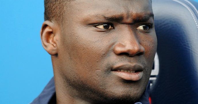 Bouba Diop, morto l’eroe del Mondiale 2002: suo il primo storico gol del Senegal contro la Francia. “Un autentico choc per l’intero Paese”