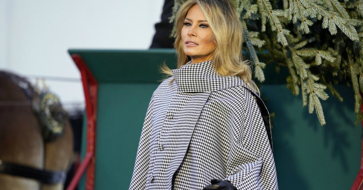 Melania Trump, gli audio rubati alla Casa Bianca: “Ma vadano a fan***o le decorazioni di Natale. Chi se ne frega!”