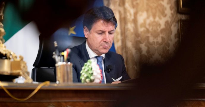 Conte litiga coi partiti sul Recovery