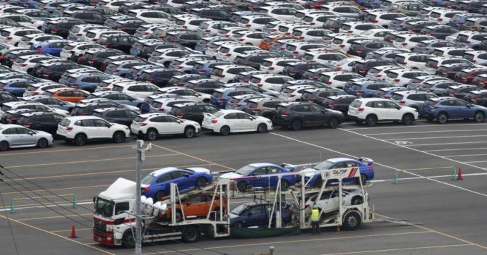Giappone, l’anticipazione dei media: “Stop vendite auto benzina e diesel dal 2035”