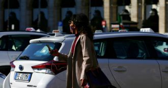 Copertina di Lazio, la Regione dà buoni per il taxi ai professori contro gli assembramenti sui mezzi pubblici. Esclusi presidi e precari