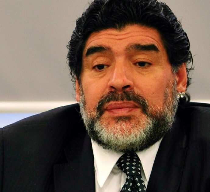Maradona, la lotta per l’eredità: già aperte due cause. Dall’Argentina: “Fuori dal testamento le figlie Dalma e Giannina e l’ex moglie Claudia”