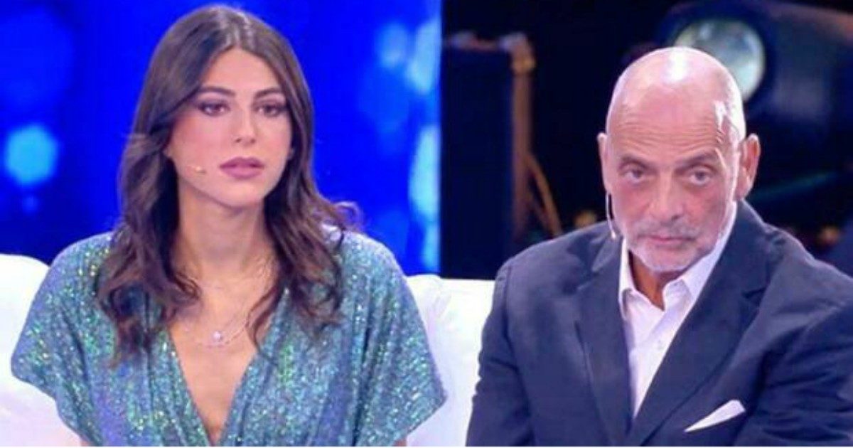 Marialaura De Vitis rompe il silenzio sulla rottura con Paolo Brosio: “Se lo avessi sfruttato per denaro ora non vivrei in questa topaia”