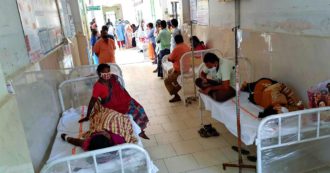 India, 300 ricoverati e un morto nell’Andhra Pradesh per “infezione di origine sconosciuta”