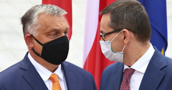 Recovery, superato veto di Polonia e Ungheria: ‘Compromesso con presidenza tedesca’. Conte: ‘Spiraglio positivo, ma serve cautela’