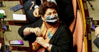 Copertina di La destra applaude Renzi: “I ministri Iv pronti a dimettersi”