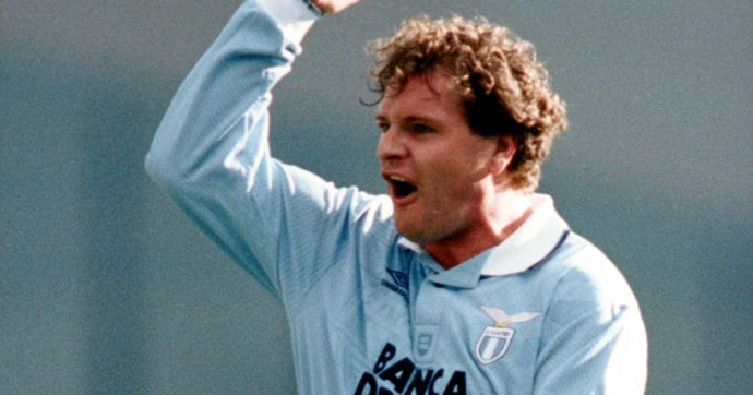 Ti ricordi… Paul Gascoigne che ammattisce la Juventus di Trapattoni e Roberto Baggio