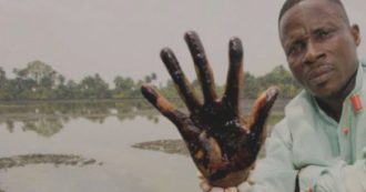 Copertina di Gli ambientalisti al fianco del Fatto denunciato da Eni