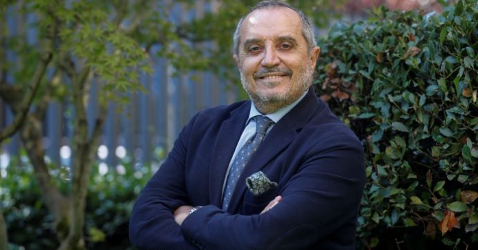 Mistero Franco: gaffe dopo gaffe è sempre più blindato