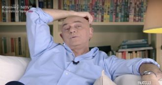 Copertina di Crozza/Forchielli minimizza: “Evasione? Il solito provincialismo. L’Italia come un parente povero quando hai vinto alla lotteria…”