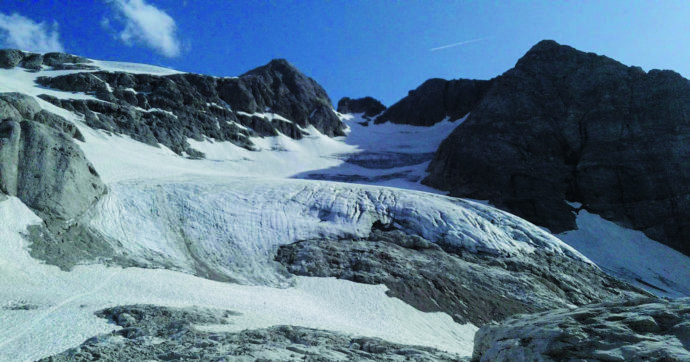 Copertina di La denuncia di Legambiente: Sos ghiacciai, negli ultimi 150 anni si sono ridotti del 60%