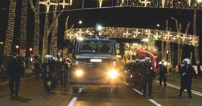 Polizia violenta: Klodian come Floyd