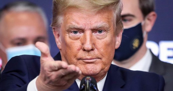 “Il tradimento di Trump è di proporzioni storiche”: le accuse del secondo impeachment (che si avvia al Senato)