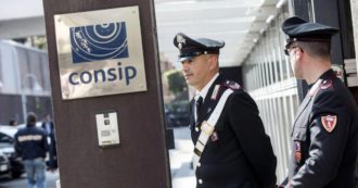 Copertina di È scontro tra avvocati sulle telefonate del grande accusatore di Romeo