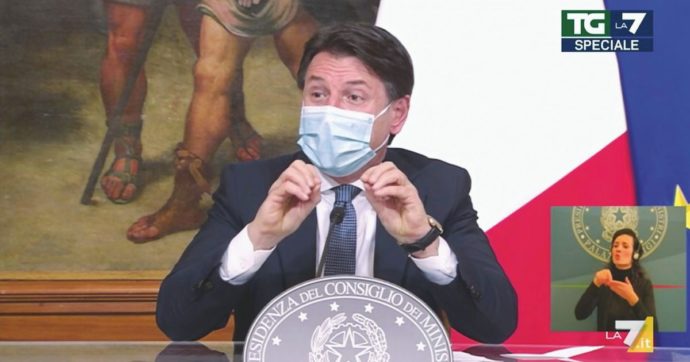 Vince la linea più dura: a Natale l’Italia è rossa, massimo 2 ospiti in casa